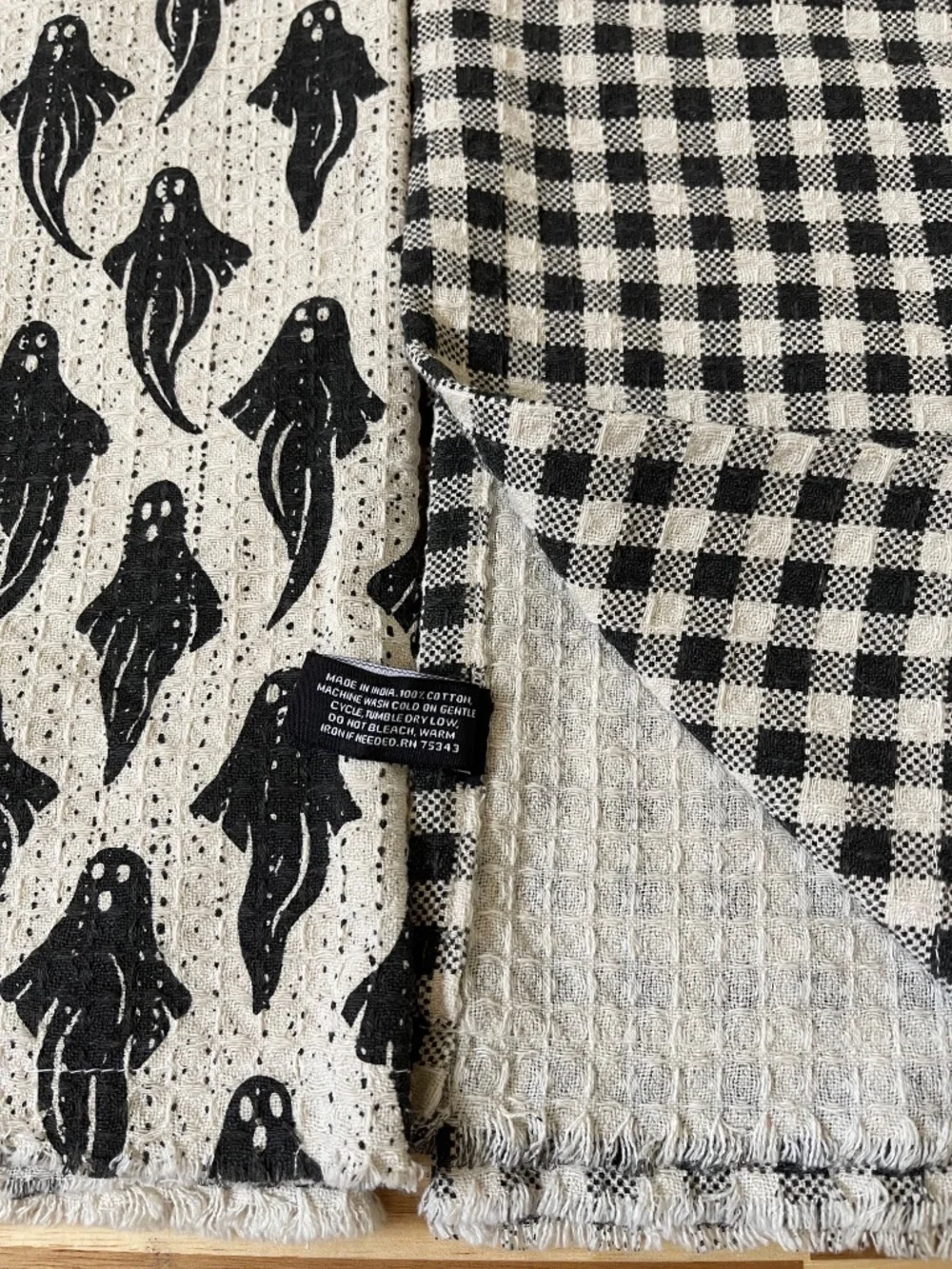 Set of 2 Halloween towels - Black and cream Ghosts and Plaid - Cynthia Rowley